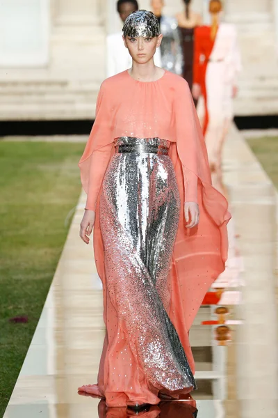 Look 38